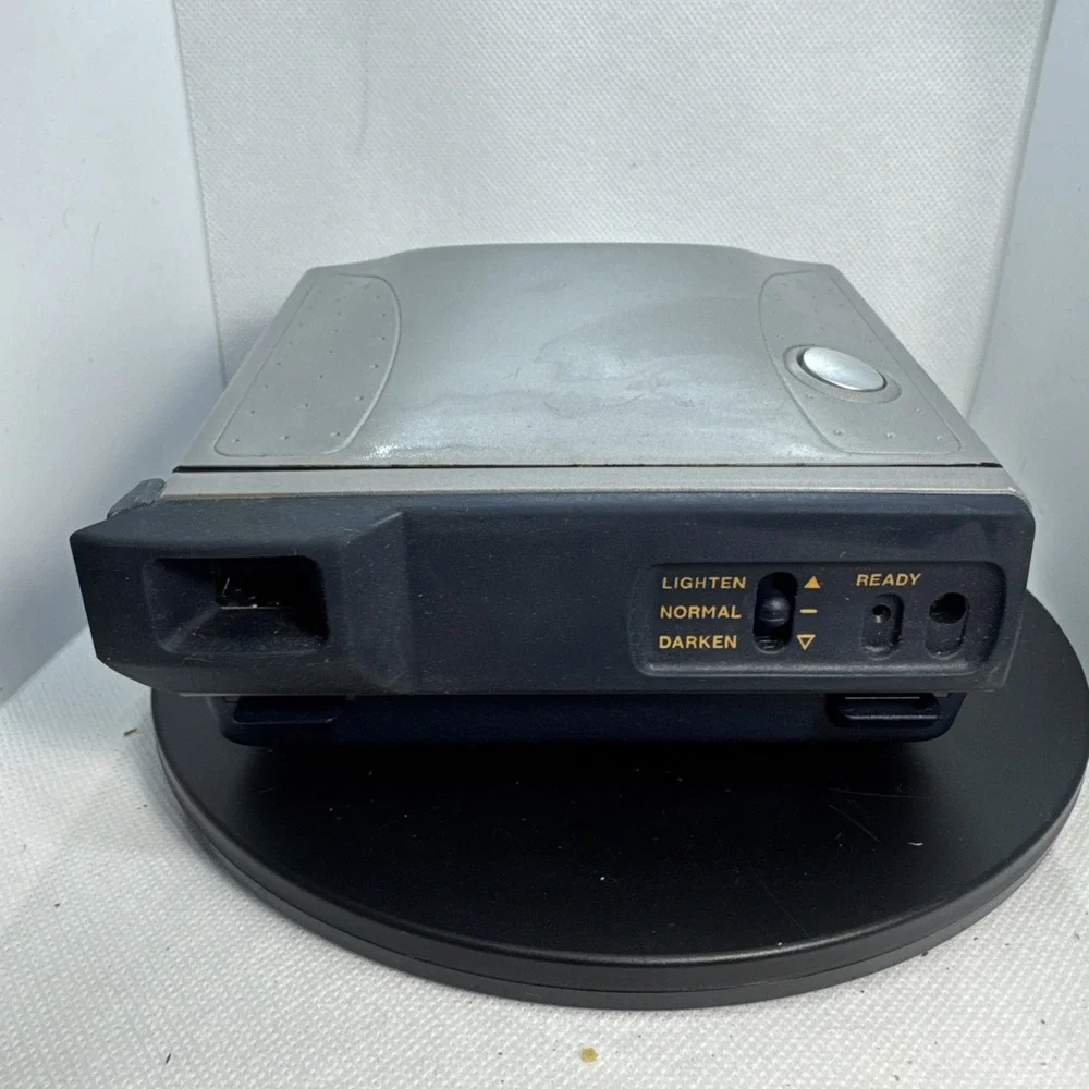 Polaroid Spectra Image 1200i Instant Film Camera W/‎ Strap No Film Works
